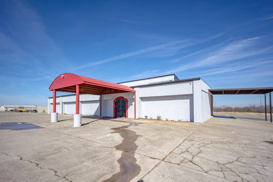 Exterior View 2